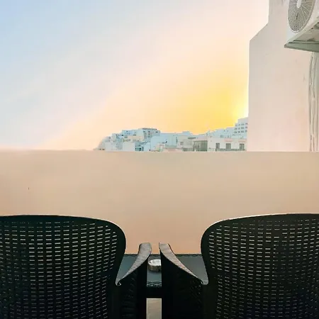 Brand New With Terrace St Julians - Sleeps 4 Apartament