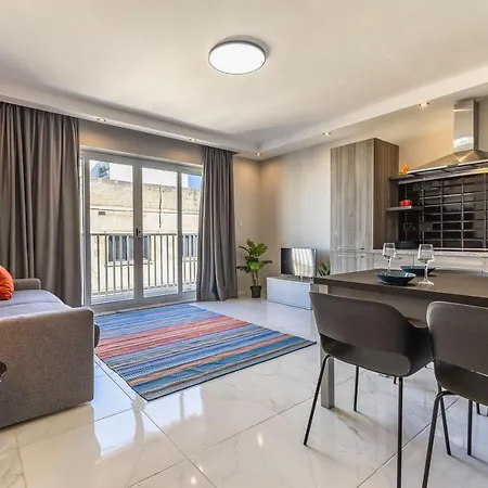 Brand New With Terrace St Julians - Sleeps 4 Apartamento